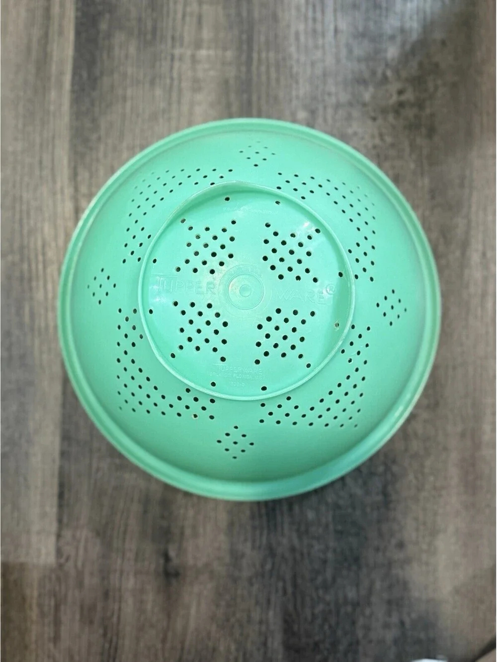 Tupperware Vintage 339 Jadeite Green Colander Strainer Star Pattern